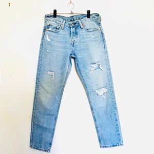 Levi’s 501 Tapered